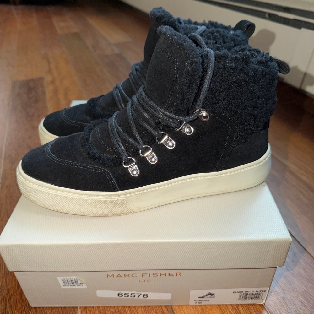 Marc Fisher MLSana Black Suede Leather Shearling Fur Sneaker Booties sz 7